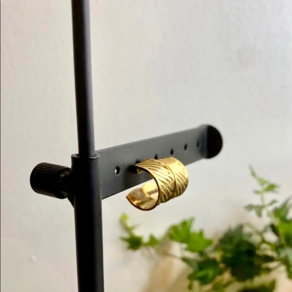 Retro Striped Gold Plated Hoop‎ Earrings